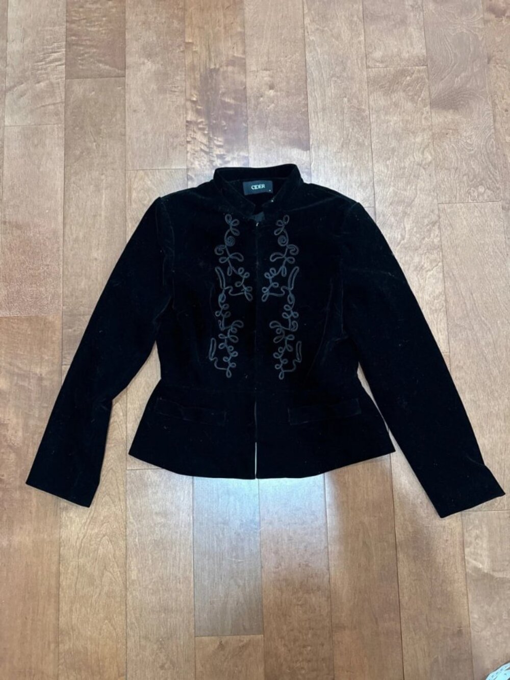 Women's Black Velvet Embroidered Military-Style Jacket – Size M / US 8-10